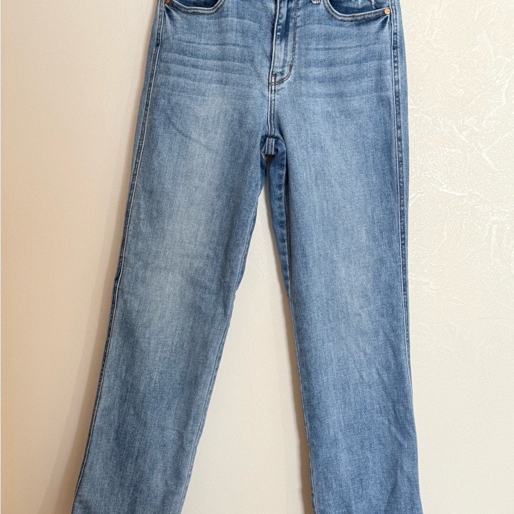 Judy blue Classic Dad Jeans with cell phone pocket